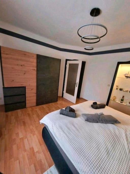 Ferienwohnung *Zur Weinbergstrasse* Lauta Buitenkant foto
