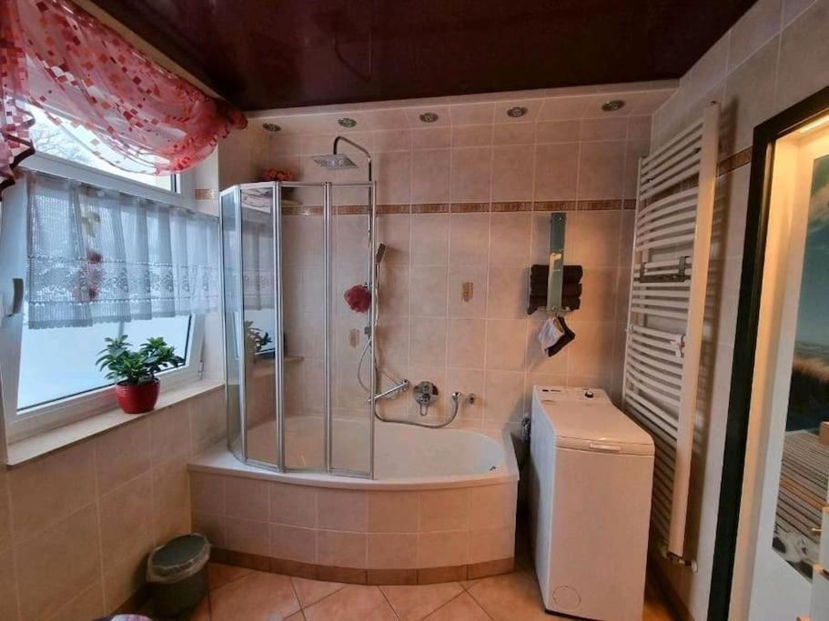 Ferienwohnung *Zur Weinbergstrasse* Lauta Buitenkant foto