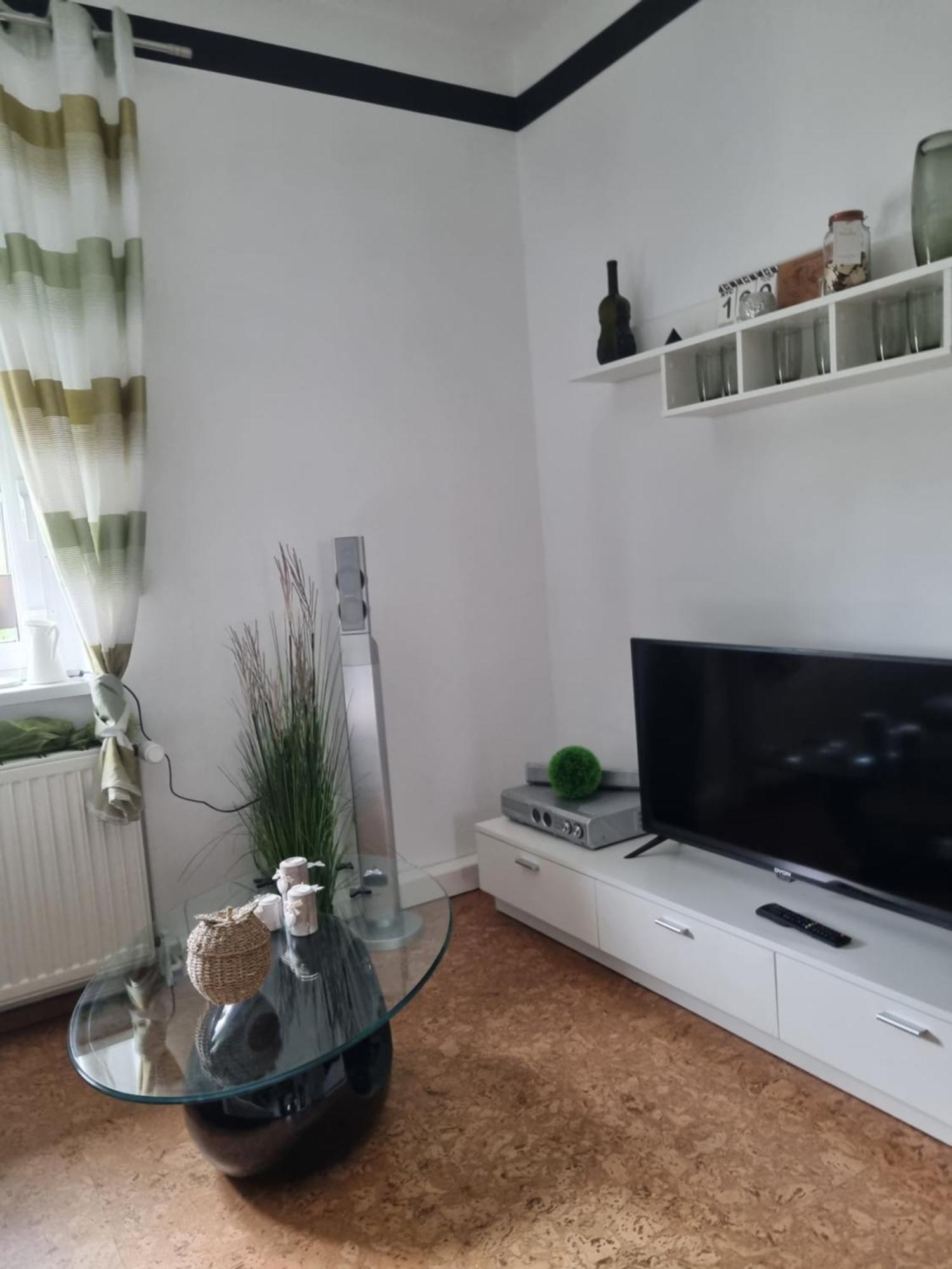 Ferienwohnung *Zur Weinbergstrasse* Lauta Buitenkant foto